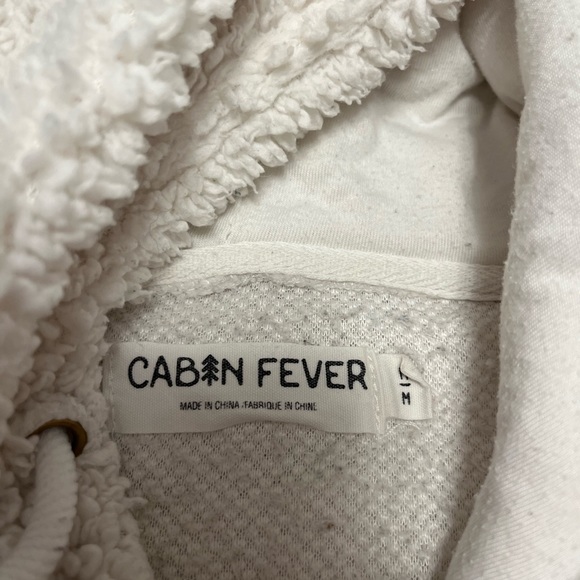 Fluffy white polar bear sweater - Picture 2 of 2